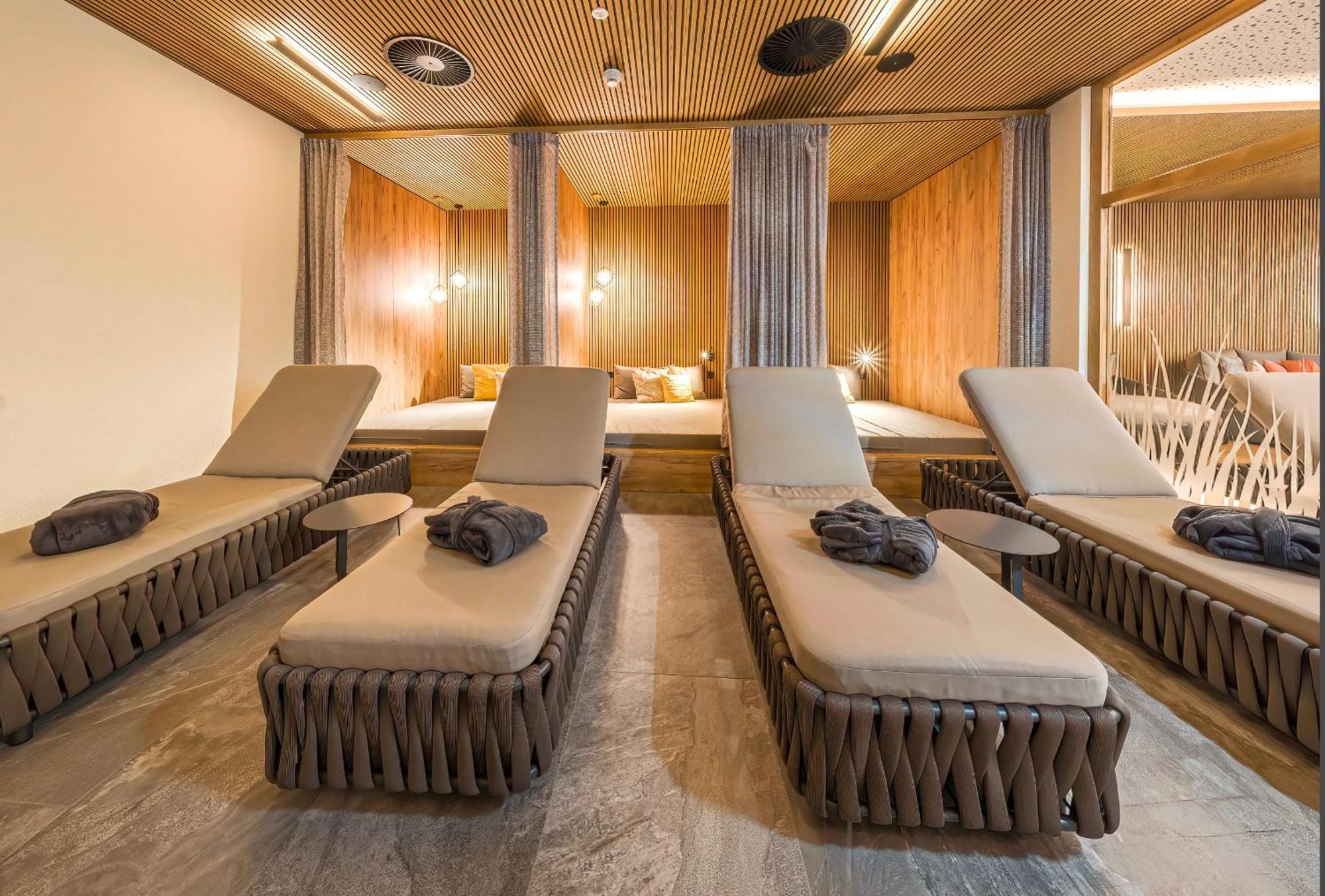 Alpin Chalet Am Burgsee ラディス エクステリア 写真