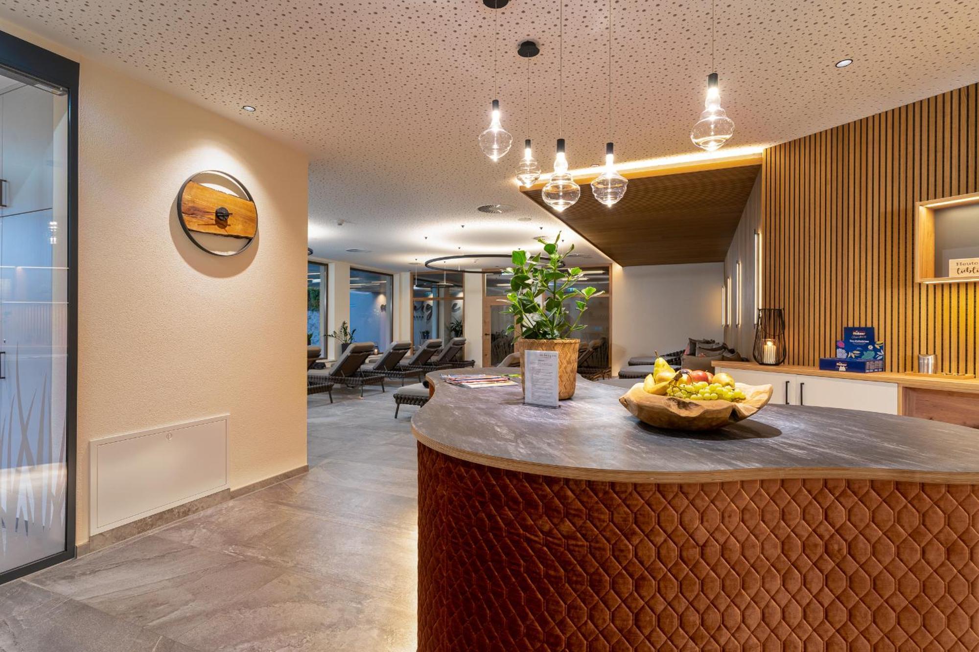 Alpin Chalet Am Burgsee ラディス エクステリア 写真